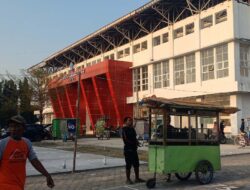 Revitalisasi Alun-alun Brebes, Ratusan PKL Boyongan ke Stadion Karangbirahi