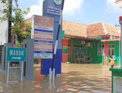 Banjir Brebes Rendam Dua Puskesmas, Pelayanan Ditutup Sementara
