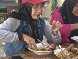 Kuliner Pesisiran Kapal Burak Kepala Manyung Kuah Santan dan Asem-asem Jadi Buruan