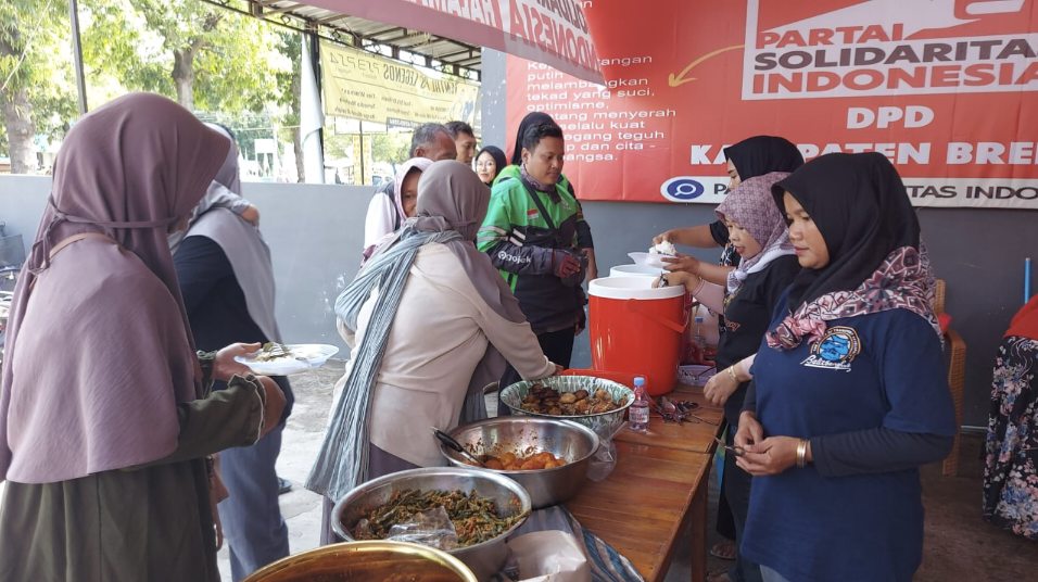 Makan Siang Gratis PSI Brebes