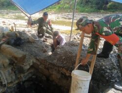 Warga di Bantarkawung Brebes Kesulitan Air Bersih, TNI Bantu Buat Sumur di Dasar Sungai