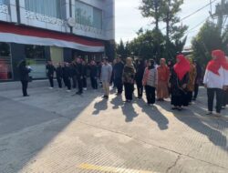 Manajemen Grand Dian Hotel Brebes Beserta Tamu dan Masyarakat Gelar Upacara HUT RI ke 79