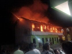 Bangunan Ponpes Miftahur Khoer Bantarkawung Brebes Terbakar, 40 Santri Dievakuasi