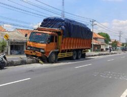 Sehari, Tiga Truk Kelebihan Muatan Kecelakaan di Jalur Pantura Brebes