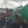 Bawa Keranda dan Bakar Kemenyan, Demo Desak Komisioner KPU Brebes Mundur Ricuh