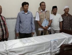 ABK asal Brebes yang Tenggelam di Laut Korsel Tiba di Rumah Duka dan Langsung Dimakamkan