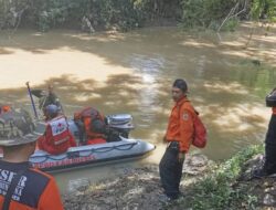 Bocah SD Tenggelam di Sungai Kedung Cemuris Songgom Brebes, Tim Gabungan Lakukan Pencarian