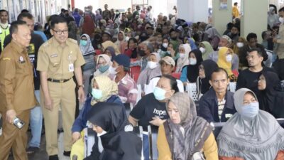 Pasien RSUD Brebes Membludak usai BPJS Putus Kerja Sama 2 RS Swasta, Pj Bupati Lakukan Sidak