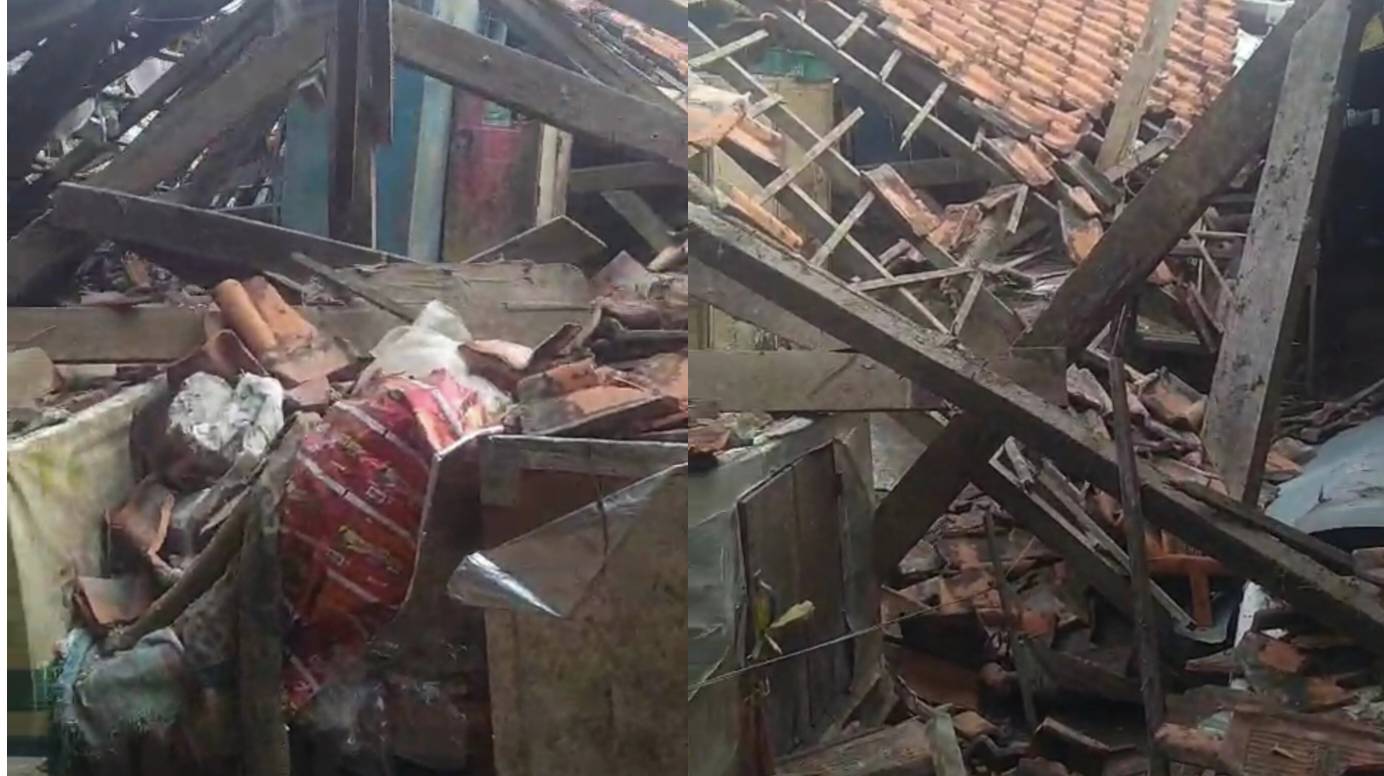 Bangunan Pasar Jatibarang Brebes Ambruk