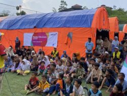 Indosat Salurkan Bantuan Kemanusiaan ke Korban Bencana Tanah Bergerak di Mendala Brebes
