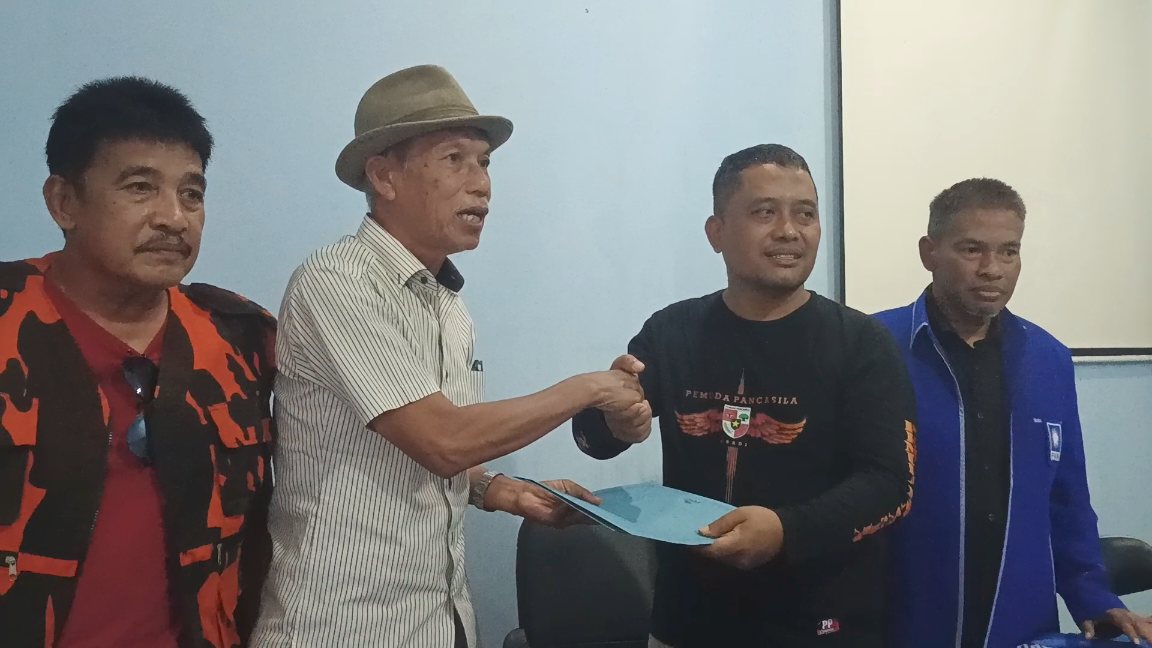 Anggota DPRD Brebes, Ade Apriyanto