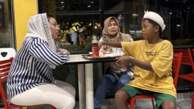 Bupati Paramitha Jemput Adnan Prasetyo yang Kayuh Sepeda Demi Bertemu KDM di Subang