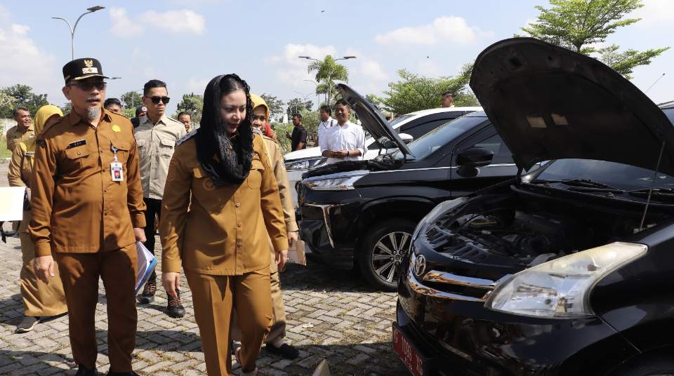 Kendaraan Dinas Brebes Bodong