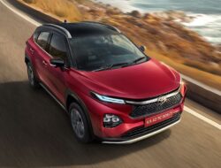 Harga Mulai Rp145 Juta, Toyota Luncurkan SUV Kembaran Suzuki Fronx