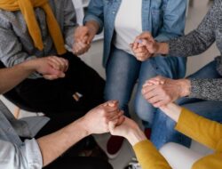 7 Cara Ramah yang Mengubah Hidup Orang Sekitar
