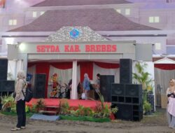 Stand Mirip Gedung KPT Brebes ada di BBF 2025, Bisa Seru-seruan Ikut Lomba Foto Keluarga