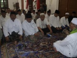 Ulama-Umara Brebes Gelar Salat Gaib dan Doa Bersama Untuk Mendiang Driver Ojol