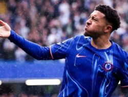 Rumor Bursa Transfer Serie A 2025: Kepindahan Sancho ke AS Roma Masih Tertahan, Napoli Cari Striker Baru Pengganti Lukaku