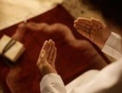 Jangan Keluh, Ini Rahasia Muslim Mendapat Rezeki Berlimpah