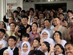 Raffi Ahmad Kenangan di SMAN 3 Jakarta: Sering Terlambat, Hutang di Warung, hingga Jatuh Hati pada Kakak Kelas