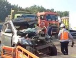 Kronologis Kecelakaan Maut di Jombang-Mojokerto, Tiga Orang Tewas