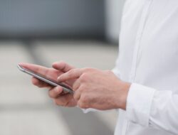 Khawatir HP Anda Disadap? Ini Cara Memeriksa di iPhone dan Android