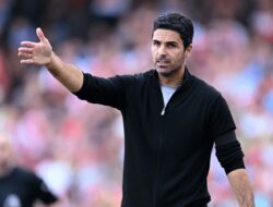 Arsenal Menang 3-0, Arteta Pujikan Zubimendi dan Madueke Brilian