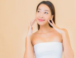 Kulit Kusam dan Berjerawat Bisa Cerah? Ini Cara Aman Menggunakan Chemical Peels di Rumah