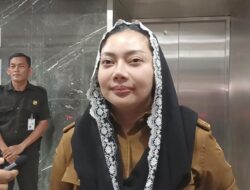 Warga Salem Brebes Swadaya Perbaiki Jalan Rusak, Bupati: Sudah Dianggarkan Rp700 Juta