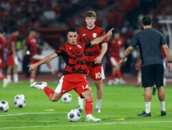 Thom Haye dan Eliano Reijnders Belum Cukup, Persib Bandung Incar Joey Pelupessy