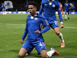 Estevao Selamatkan Chelsea, Liverpool Kehilangan Momentum di Stamford Bridge