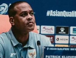 Kesabaran Suporter Habis, 25 Ribu Komentar Minta Kluivert Keluar