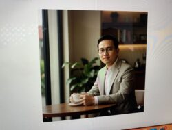20 Contoh Prompt Foto Elegan di Kafe Estetik dengan Gemini AI