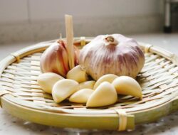 7 Makanan yang Harus Dihindari Penderita Lupus