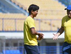 Bojan Hodak Dukung Jupe Jadi Asisten Pelatih, Yakin Kontribusi Besar untuk Persib