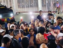 Arema FC Kali Kalah, Aremania: Kapan Stadion Penuh?