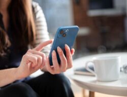 Komdigi: Blokir dan Daftar Ulang IMEI yang Berbeda dari Balik Nama Kendaraan