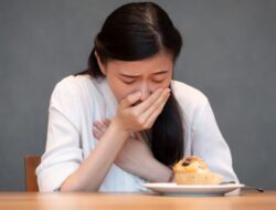 3 Makanan Berisiko Tinggi Penyebab Keracunan