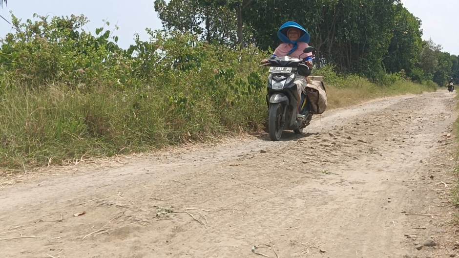 Jalan Rusak Brebes