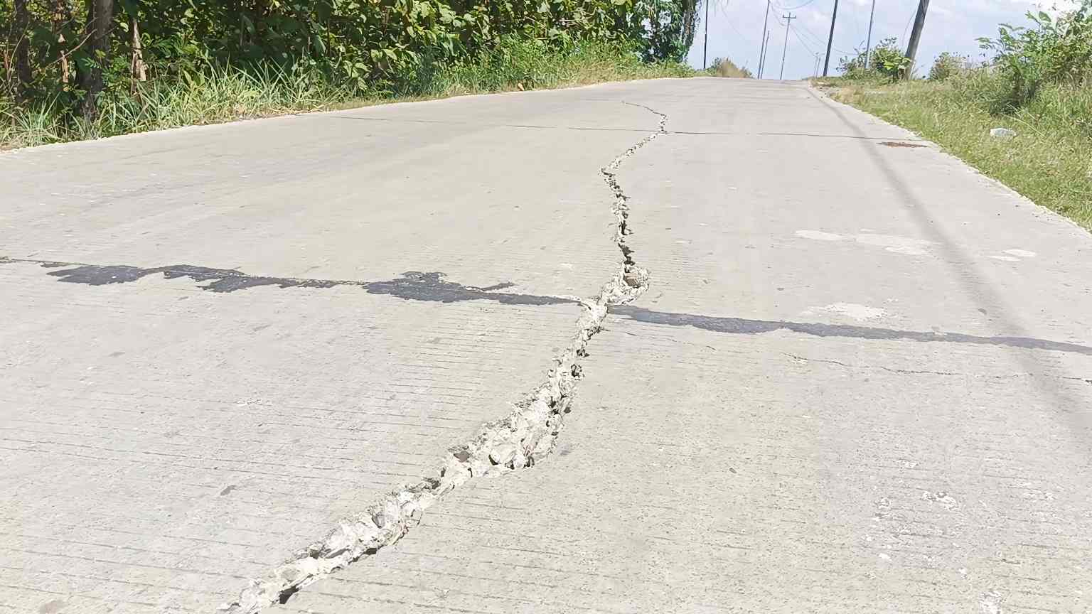 Kerusakan Jalan Brebes