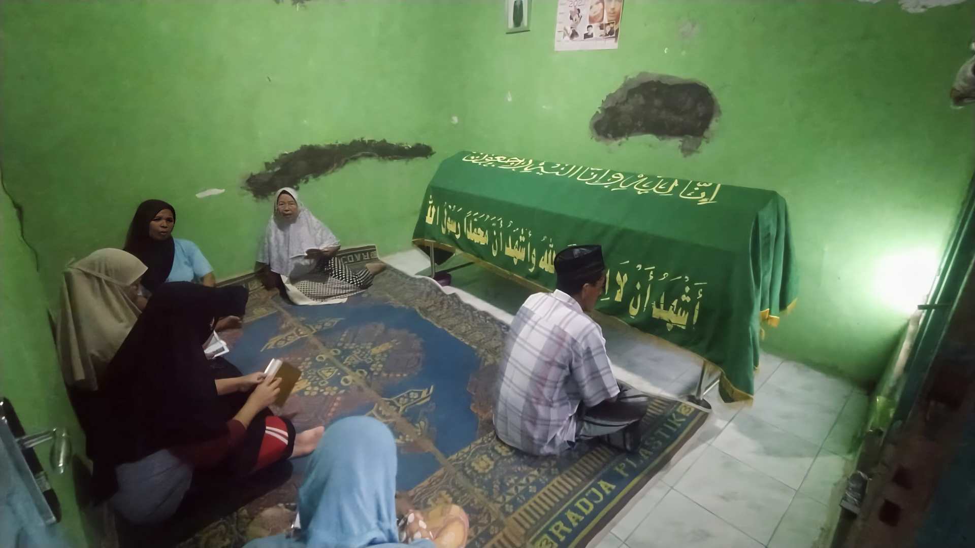 Tersambar Petir Brebes