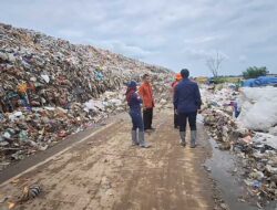 Tim Gakkum KLH Cek TPAS Kaliwlingi Brebes, Minta Segera Ubah Sistem Pengolahan Sampah