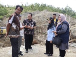 Bupati Paramitha Pastikan Pembangunan Jembatan Pamulihan Brebes Rampung Sesuai Target