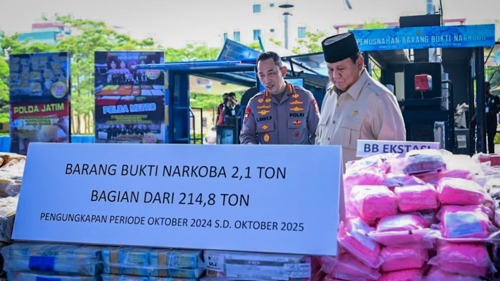 Prabowo Ikut Musnahkan Narkoba