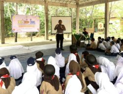 Ajak Pelajar Jadi Pelopor Keselamatan Berlalu Lintas, Polantas Brebes Sambangi Pelajar