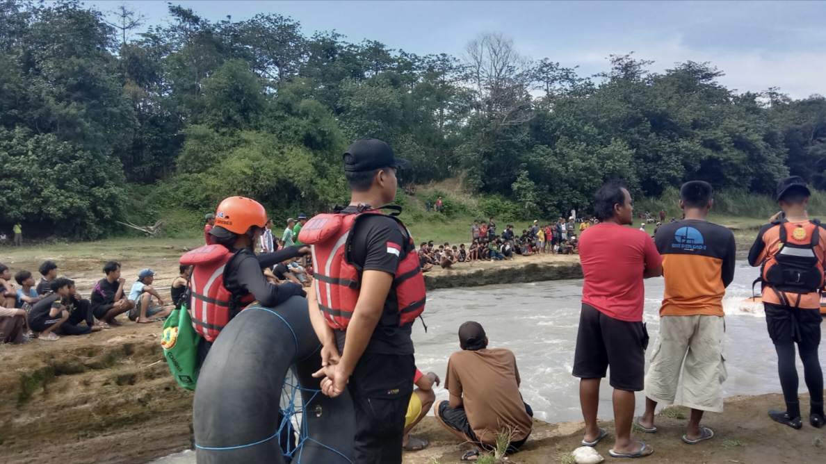 Tenggelam di Sungai Pemali