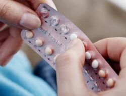 Pil KB Kombinasi Kurangi Risiko Kanker Ovarium dan Endometrium