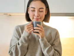 Dampak Berlebihan Minum Kopi, Perlu Waspada