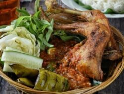 5 Warung Bebek Goreng Terbaik di Surabaya: Coba Sekali, Pengen Kembali!