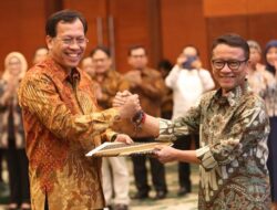 Jejak Karier Ken Dwijugiasteadi: Dari Perpajakan ke Kepemimpinan Partai